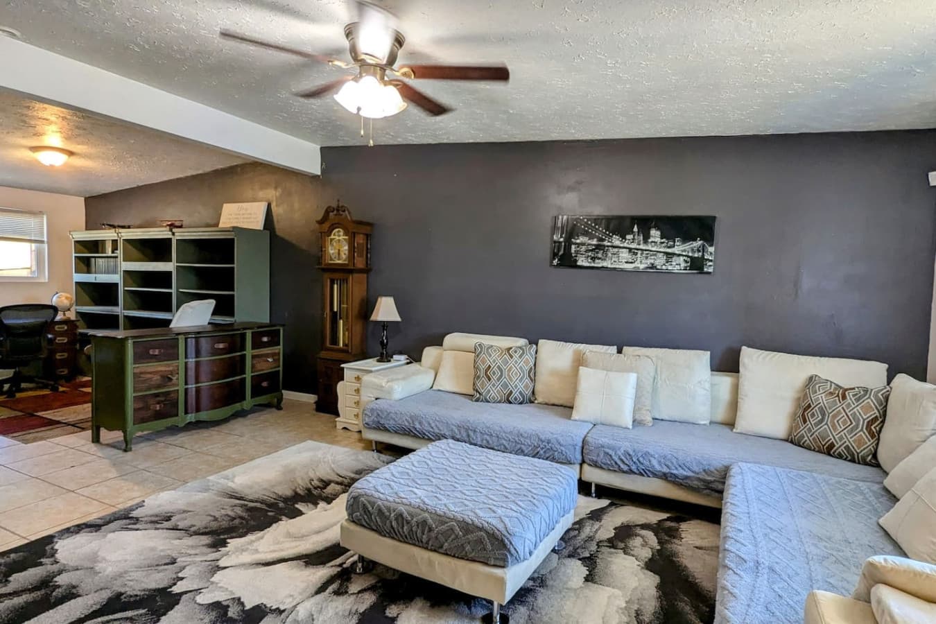 Fort Huachuca. Home with private Gym. Pet with fee